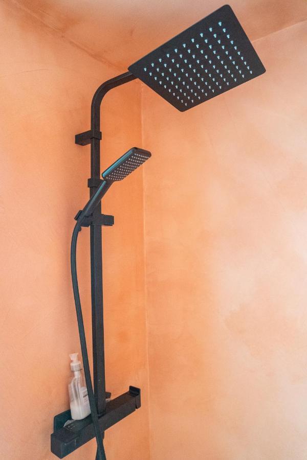 Duplex Au Coeur Du Vieux Nizza Esterno foto